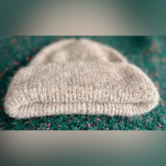 ?HAT ATTACK??NWOT?Eco Cuff Beanie in Taupe main image 14